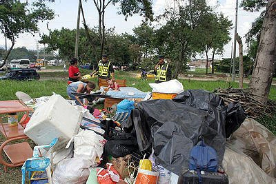 RECUPERAN SEPARADOR VIAL DE LA AUTOPISTA SIMÓN BOLÍVAR