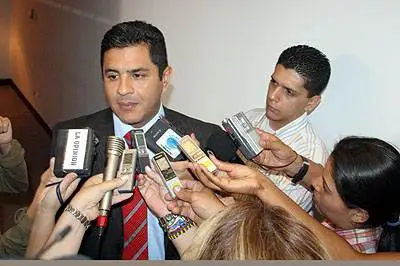 ALCALDE PIDE A LA FISCALÍA GENERAL DE LA NACIÓN Y A LA POLICÍA INVESTIGAR PROCEDENCIA DE PANFLETOS EN CALI