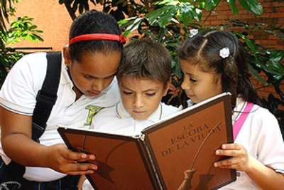 RED DE BIBLIOTECAS PÚBLICAS COMUNITARIAS CAPACITA A AGENTES CULTURALES