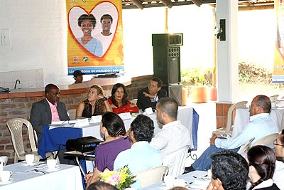 PROGRAMA 'EDUCACIÓN INCLUSIVA CON CALIDAD' FUE PRESENTADO AL SECTOR EMPRESARIAL Y COOPERATIVO