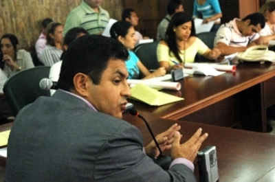 ALCALDE DE CALI INVITA ESTA NOCHE A RUEDA DE PRENSA