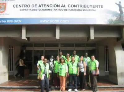 SUBDIRECCION DE IMPUESTOS Y RENTAS ASESORÓ A CONTRIBUYENTES EN PAGO DE IMPUESTOS 