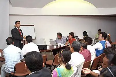 “PRIMER CASO DE VIRUS AH1N1 EN COLOMBIA NO DEBE GENERAR PÁNICO”: JORGE IVÁN OSPINA GÓMEZ