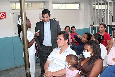 ALCALDE DE CALI EXPLICA POLÍTICA DE SALUD EN EL NORTE DE LA CIUDAD