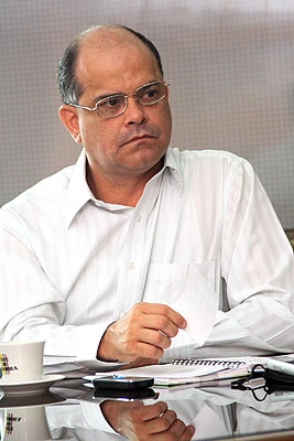 “NO ES JUSTO QUE DESPUES DE OCHO AÑOS LAS EVALUACIONES HECHAS A EMCALI NO ENTREGUEN LOS MEJORES RESULTADOS”, ALFREDO VALENZUELA