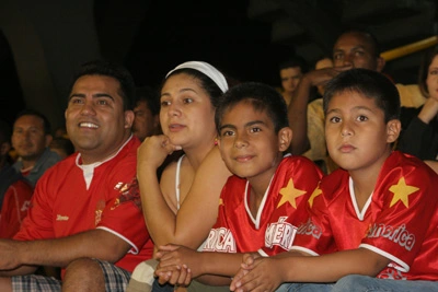 FAMILIAS CALEÑAS REGRESARON AL ESTADIO