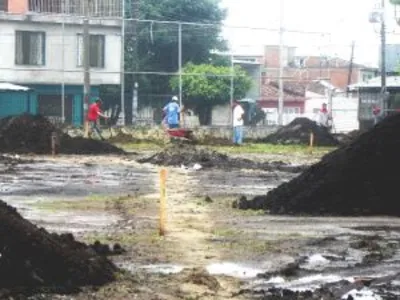 HABITANTES DE LA COMUNA 12 DE CALI ESTRENARÁN CANCHA DE FÚTBOL PROFESIONAL