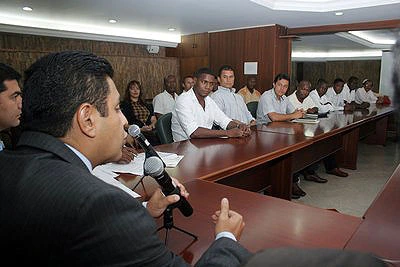 GLORIAS DEL CALI Y EL AMÉRICA COMPARTIRÁN EXPERIENCIAS Y CONOCIMIENTOS, EN 25 ESCUELAS DE FÚTBOL