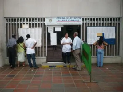 Exitosa descentralización de la Oficina del Adulto Mayor