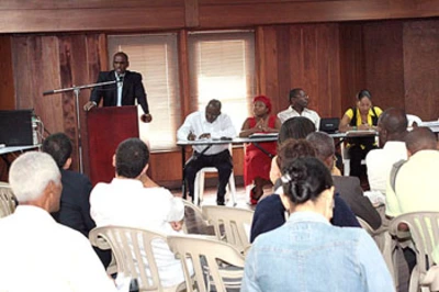 Primer foro sobre la responsabilidad de los profesionales afrodescendientes en Cali