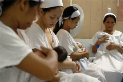 Autoridad sanitaria capacita en lactancia materna al personal de salud de la Red Pública de Cali