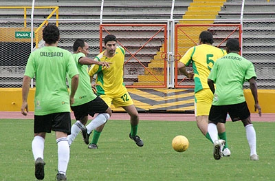 Con el clásico entre caserío y colonia nariñense, rueda el balón en la copa potrero grande