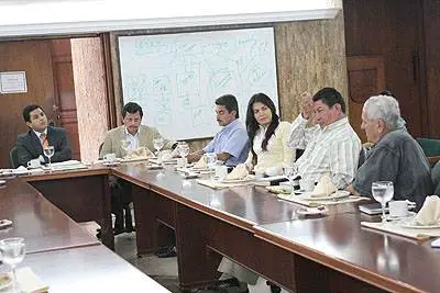 Primera reunión del Alcalde y los veedores elegidos para las 21 Megaobras