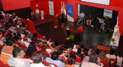 La poesía… un idioma en el que todos podemos hablar 