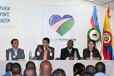 El médico Jorge Iván Ospina Compartió conocimientos de Administración y gestión a glorias del Cali y América