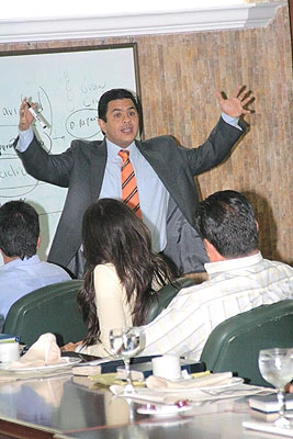 Se posesionan representantes ante el comité de Megaobras