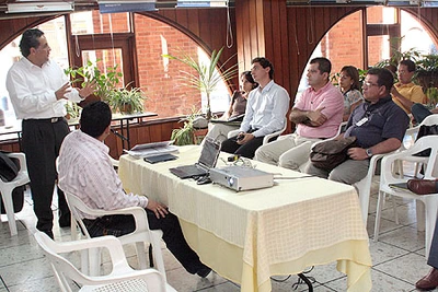 Cali estudia adopción del Plan Departamental de Aguas