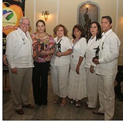 PREMIO A LA CALEÑIDAD… TRIBUTO A LOS QUE HAN FAVORECIDO EL AMOR POR CALI