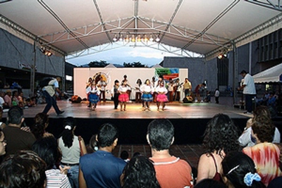 Este domingo, actividades culturales y deportivas en el barrio Paso del Comercio