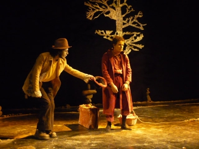 Desde Bogotá llega a Cali el montaje teatral “Esperando a Godot”