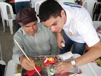Alfonso López festeja Mes del Adulto Mayor