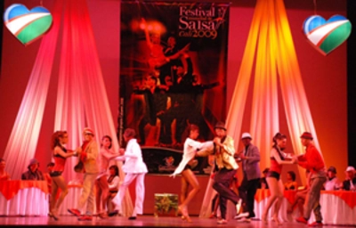Todo un éxito lanzamiento del IV Festival Mundial de Salsa