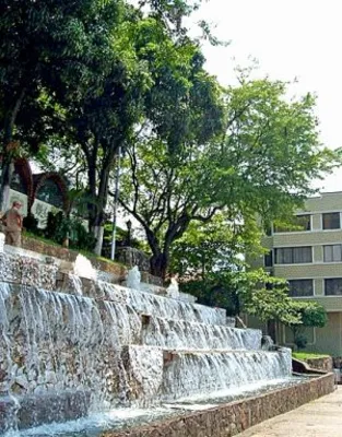 Minga por embellecimiento de la Loma de la Cruz