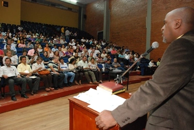 Este 4 de Mayo, pre foro educativo