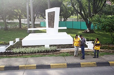 EMRU le cumple al Bicentenario