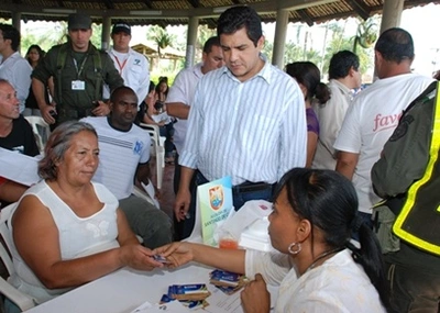 Administración cumplió a damnificados del invierno en Calimío norte
