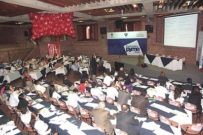 Alcaldía fortalece a pequeña y mediana empresa