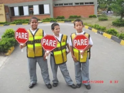 Patrullas escolares de tránsito