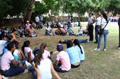 Jóvenes de Cali le apuntan a una nueva Ley de Juventud
