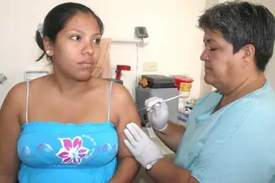 400 enfermeras se capacitaron para vacunación de Rubéola- Sarampión