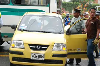 Instalado comité de seguridad social para taxistas