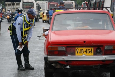 Fuertes controles al transporte informal