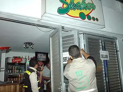 Cerrados nueves establecimientos por ruido
