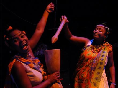 Cuentos eróticos africanos seducen a Cali