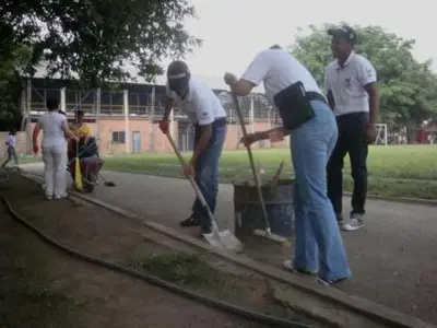 El Civismo y la Cultura Ciudadana Llegan al Barrio La Base de Cali Para Dejar su Mensaje Pedagógico