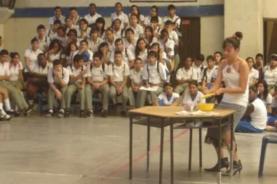 Presentación de Cultura Tributaria en colegios de la ciudad