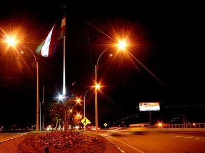 Todos a izar nuestra bandera