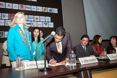 Alcalde firmó acuerdo de Política Pública de Equidad de Género