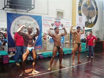 Cuerpos moldeados en el I Festival Deportivo de Cali