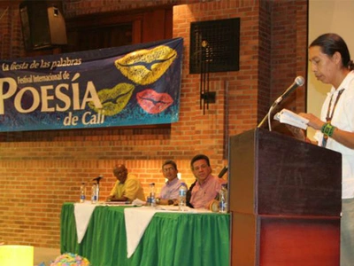 Hoy la poesía no finaliza, solo reposará