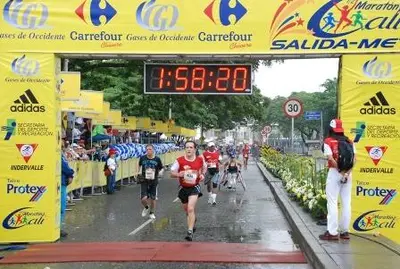 Los caleños le madrugaron a la Media Maratón