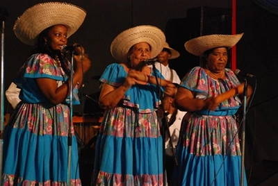 Convocatoria para conformar el Consejo de Cultural de la Comuna 15