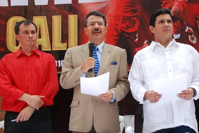 Firma de acuerdo de cesión de activos y pasivos del América