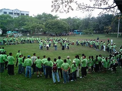 Mil jóvenes caleños embellecerán 14 parques