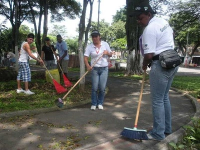 Guardas  cívicos  embellecieron 14 parques con cultura ciudadana