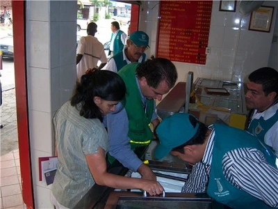 1.565 establecimientos de comida inspeccionados por la Secretaría de Salud